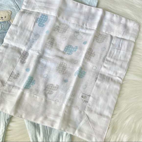 (❤️3/$30) NWOT baby sleeper and free gift - Picture 3 of 3